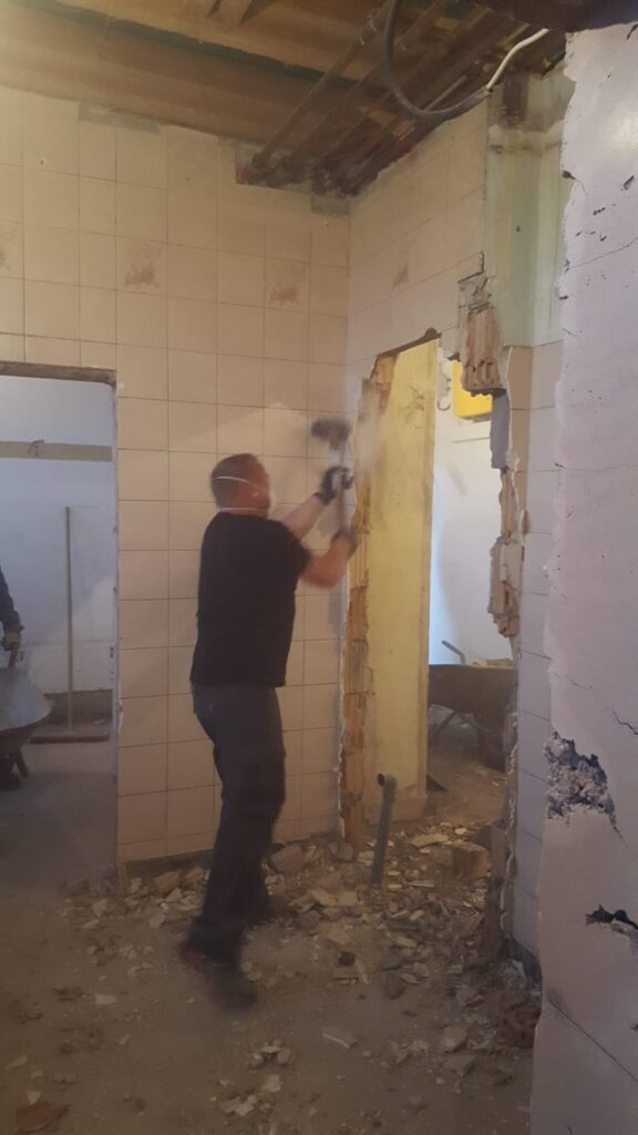 8A594A96 DB6B 4004 958A 9170053A4AE8