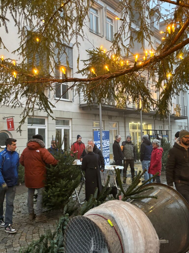 678d2016 6c06 40d9 83a5 a6329db8623a